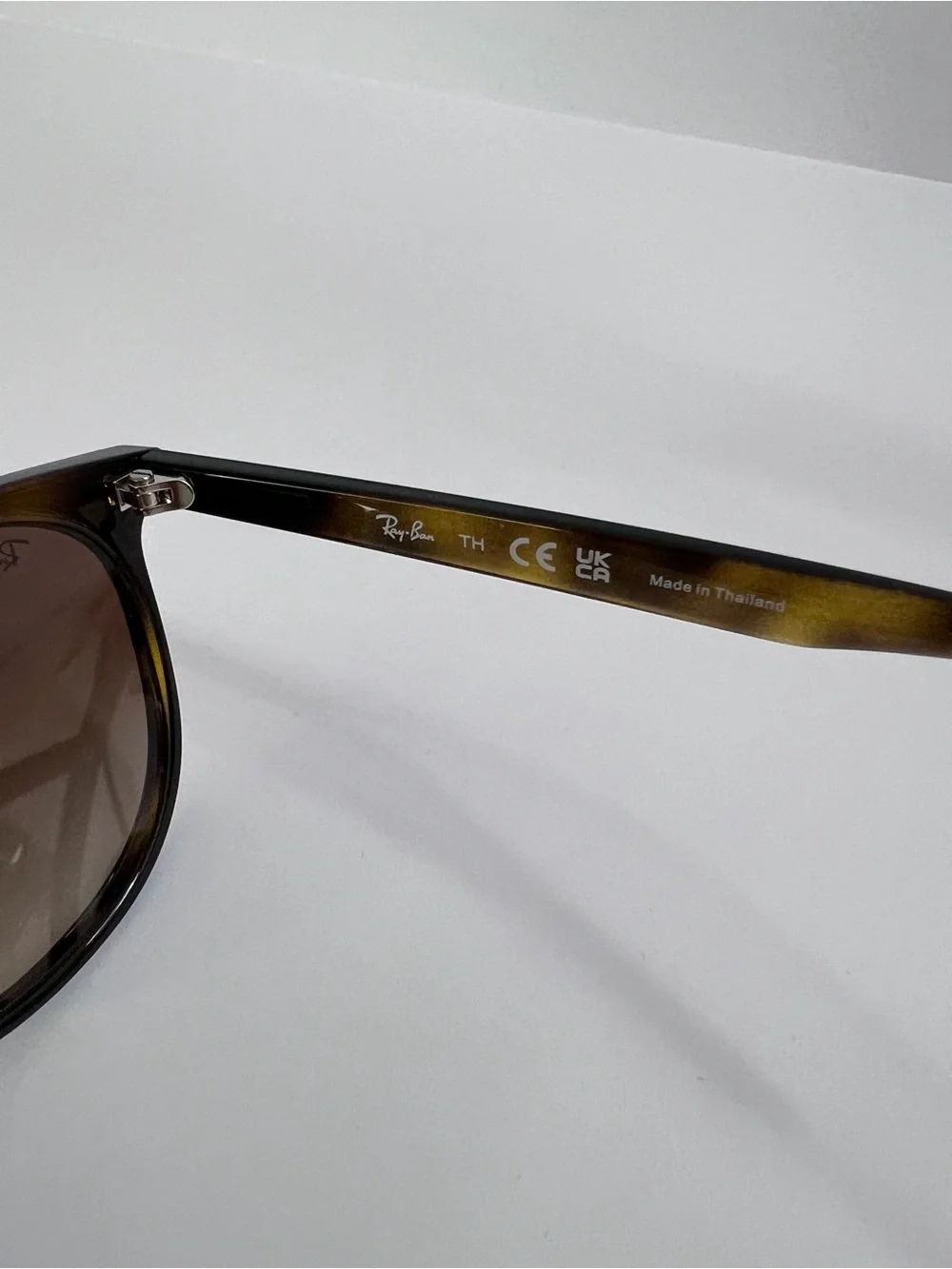 Ray-Ban Tortoiseshell Brown Sunglasses